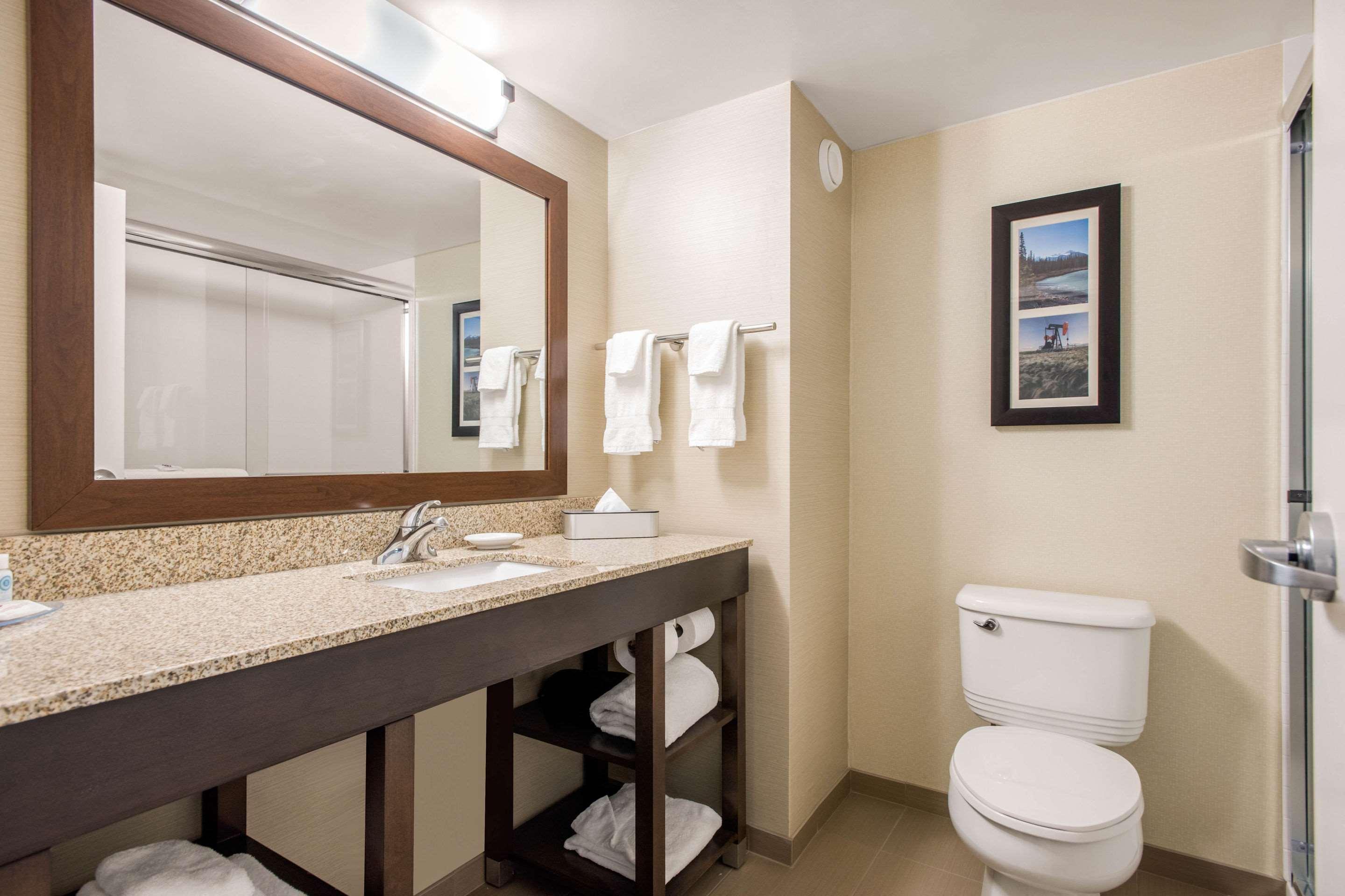 Comfort Inn & Suites Ред-Дір Екстер'єр фото