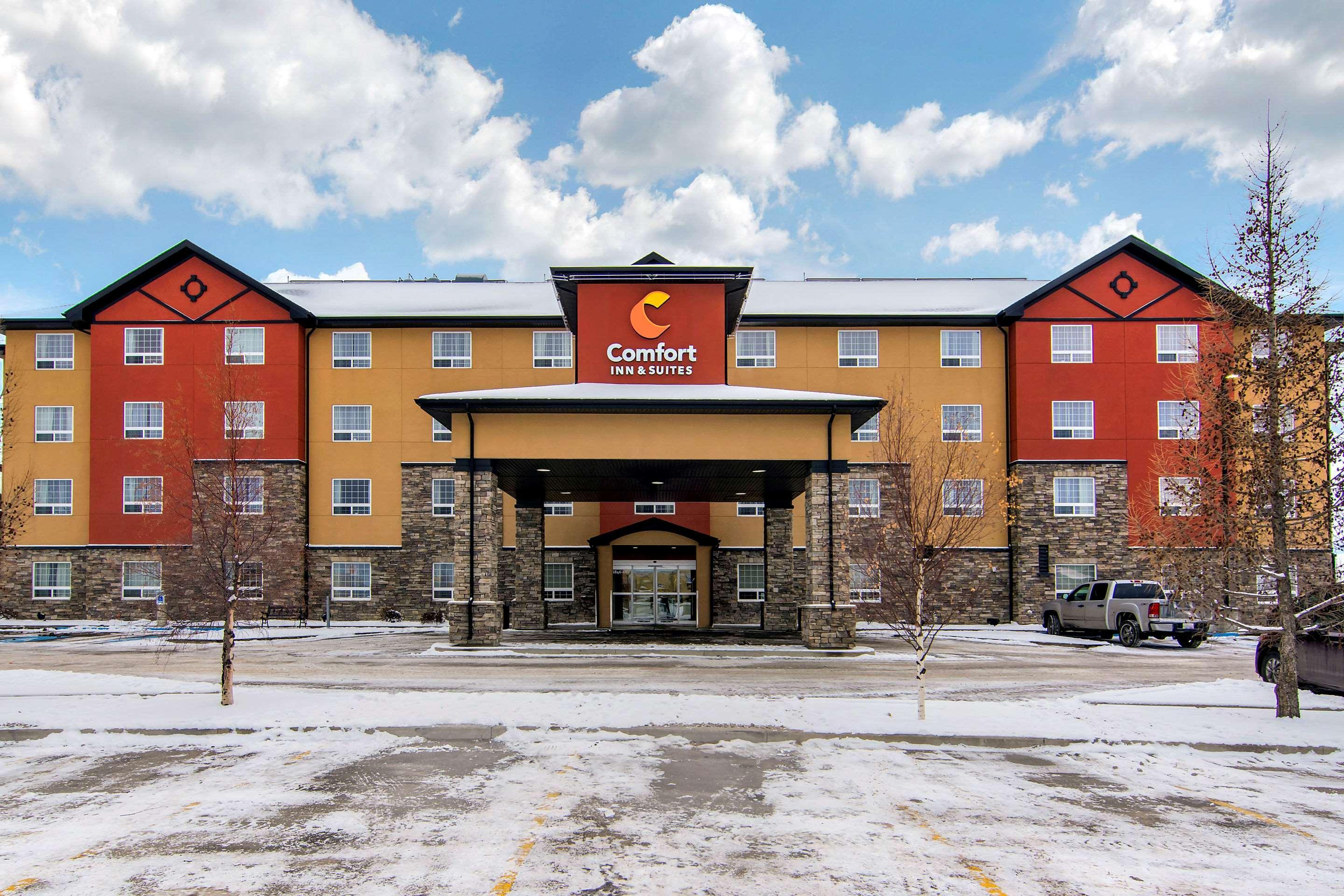 Comfort Inn & Suites Ред-Дір Екстер'єр фото