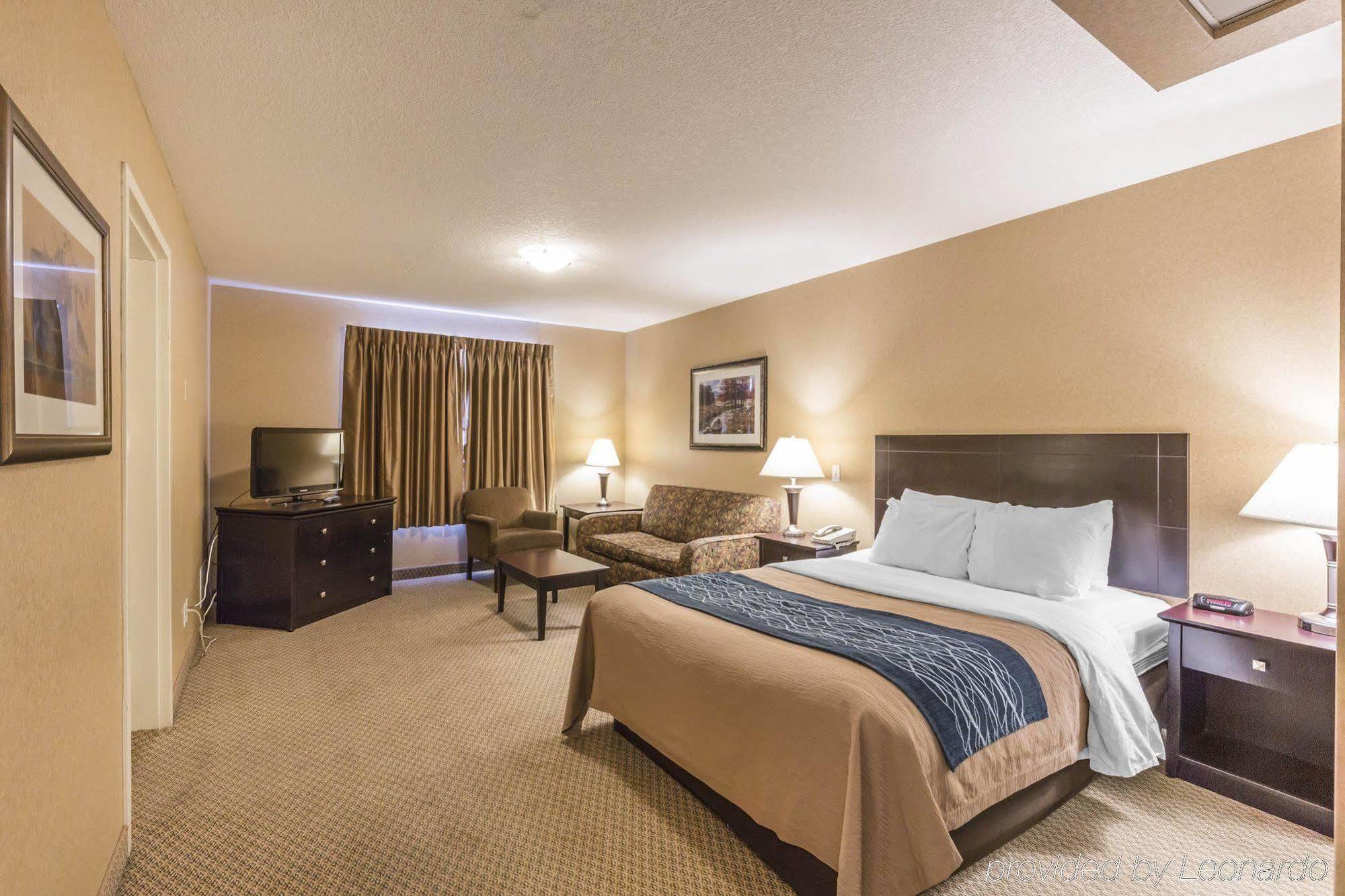 Comfort Inn & Suites Ред-Дір Екстер'єр фото